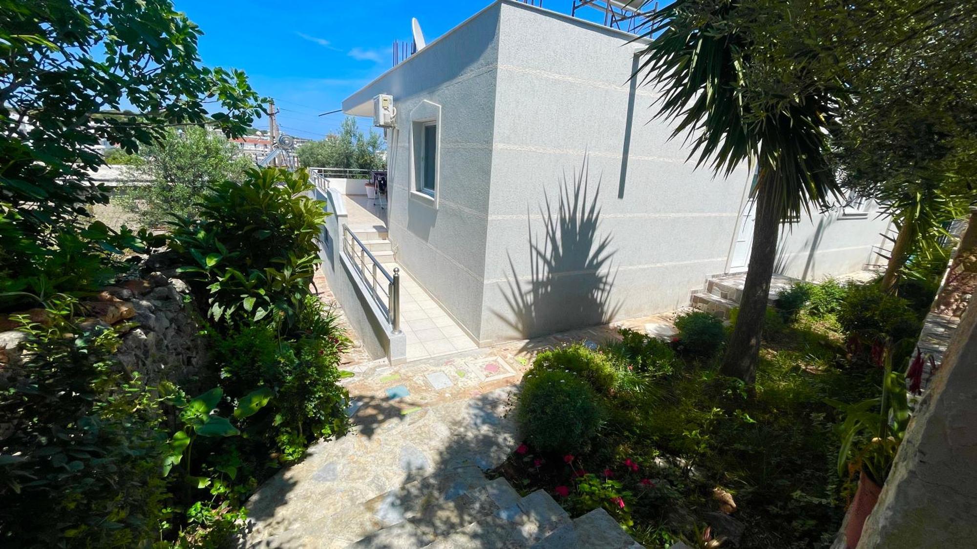 Guesthouse Shehu Ksamil Exterior foto